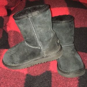 UGG toddler classic boots